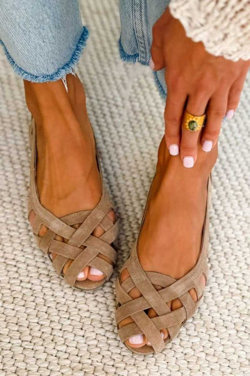 Helena – Geweven Zomersandalen