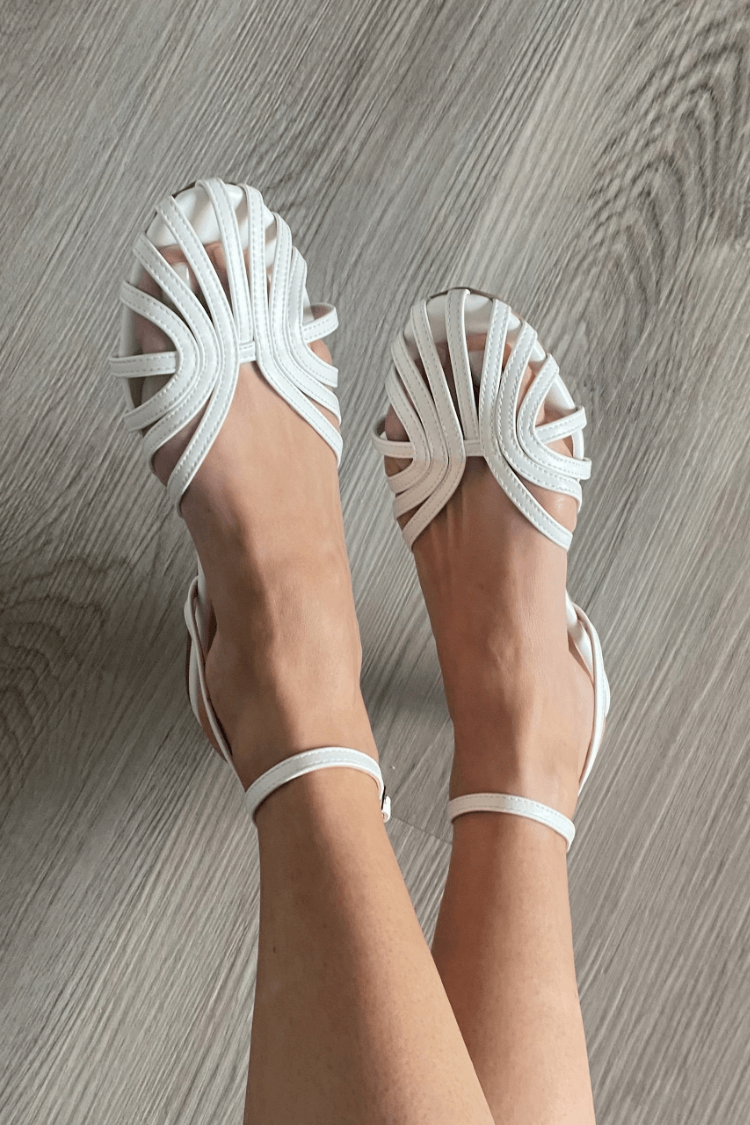 Tegan – Elegante Sieraad Sandalen
