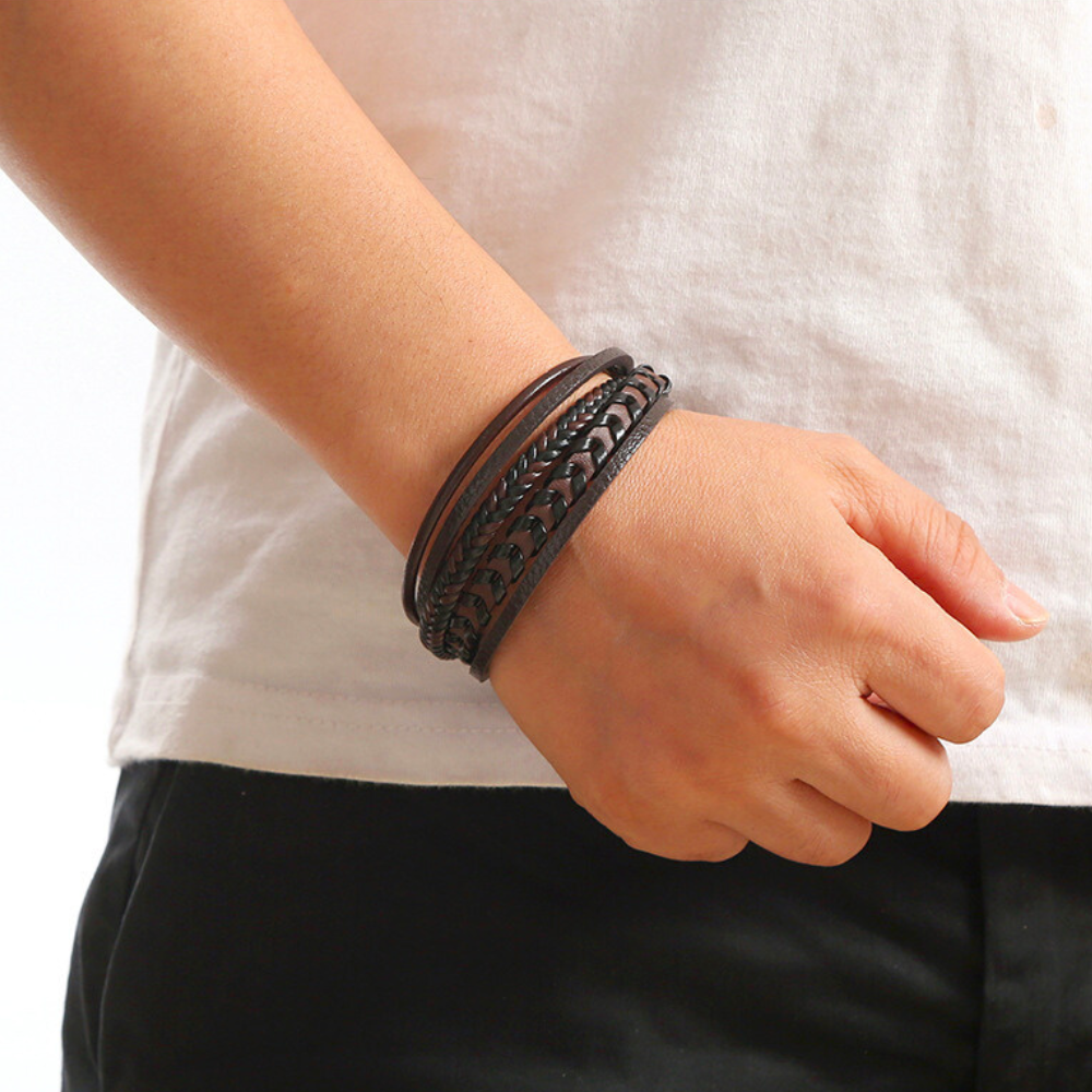 Levi | Tijdloze leren armband voor heren