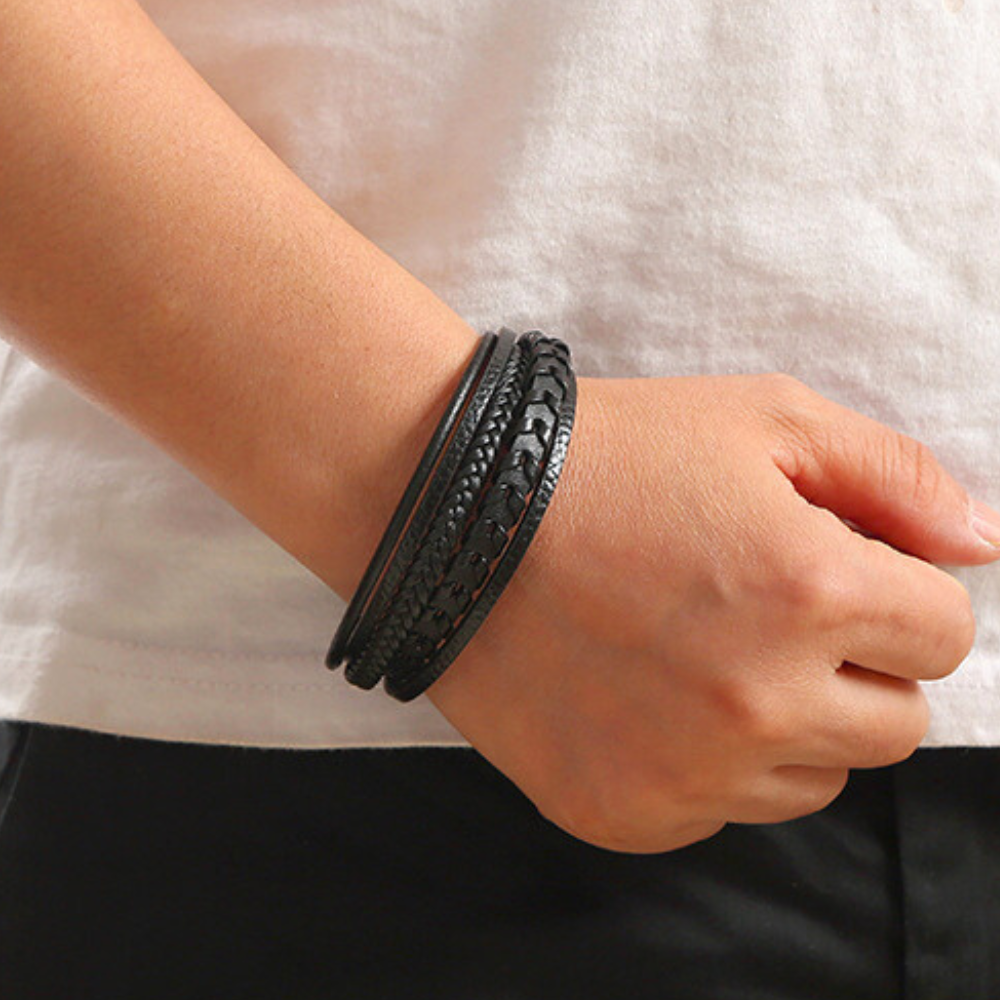 Levi | Tijdloze leren armband voor heren