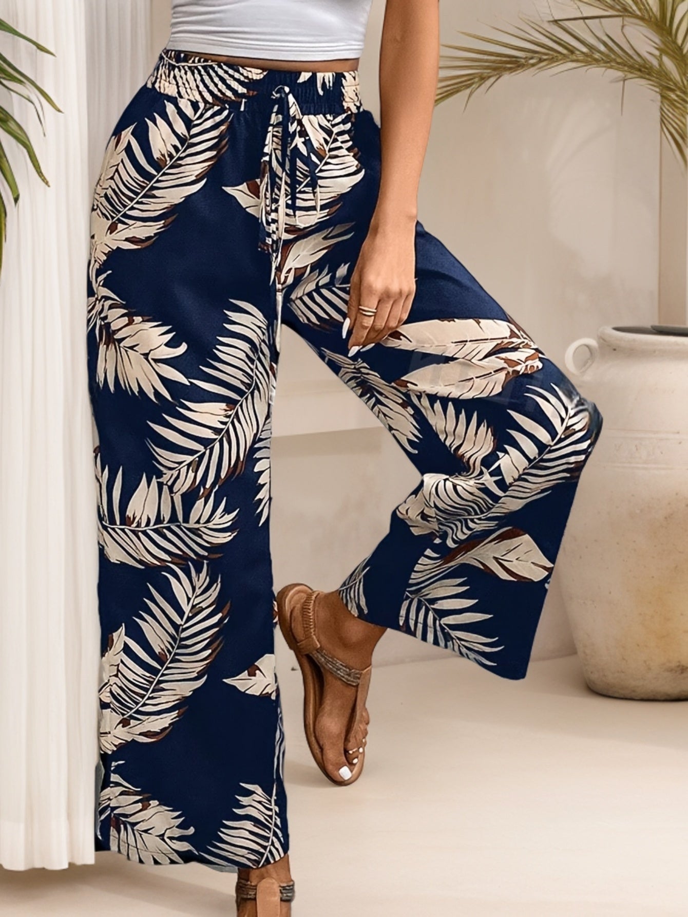 Camille™ | Luchtige Dames Zomerbroek met Bloemenprint - bellanza