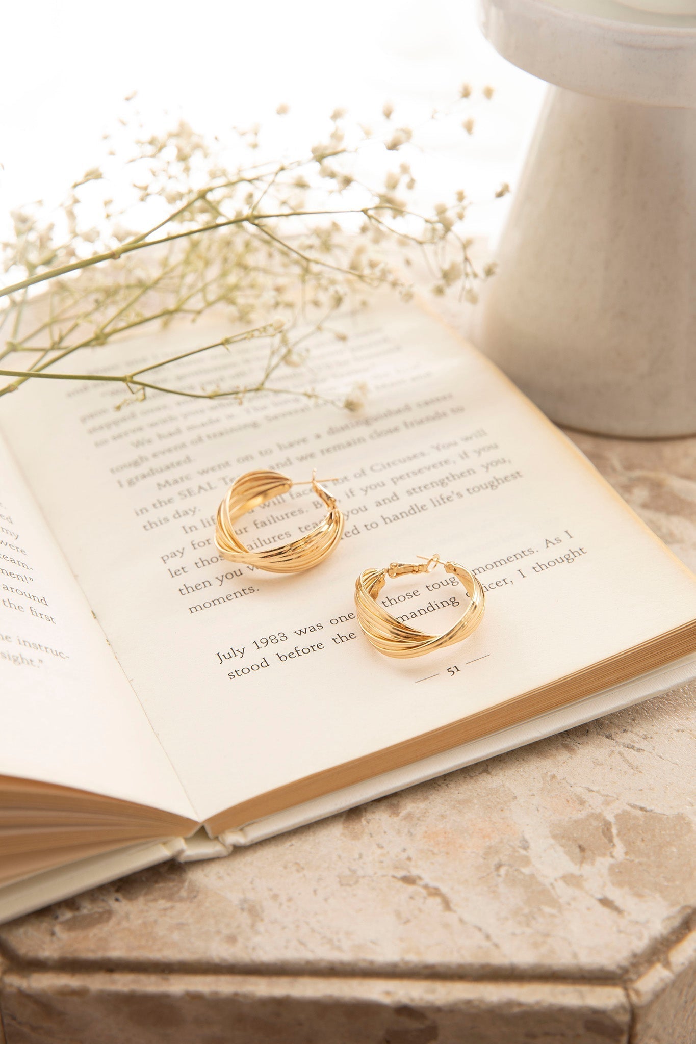 Celia gouden creolen - Bellanza