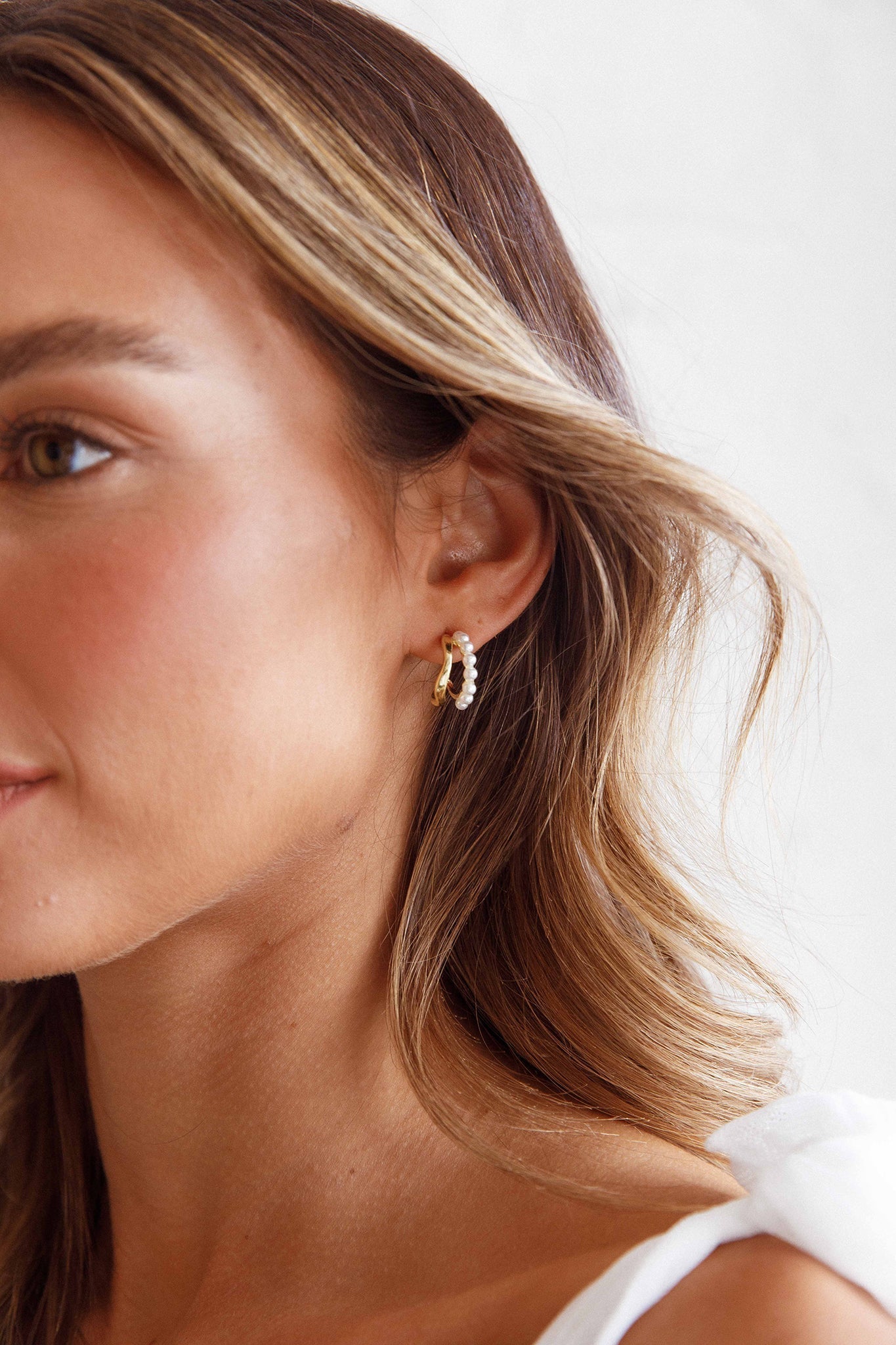 Charis Dubbele Oorbellen in Goud - Bellanza