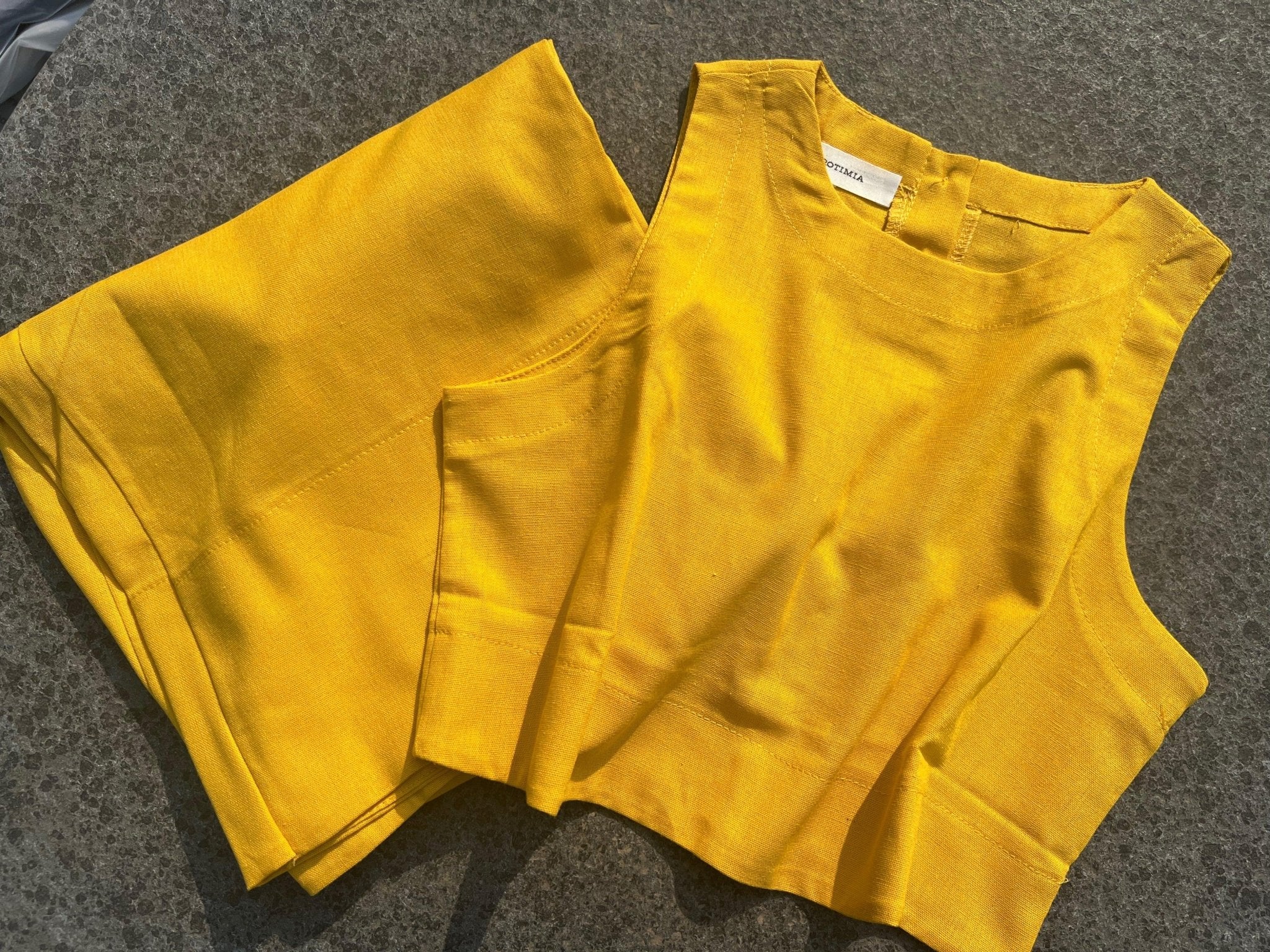 Chic Effen Kleur Mouwloos 2 - delig Set - bellanza