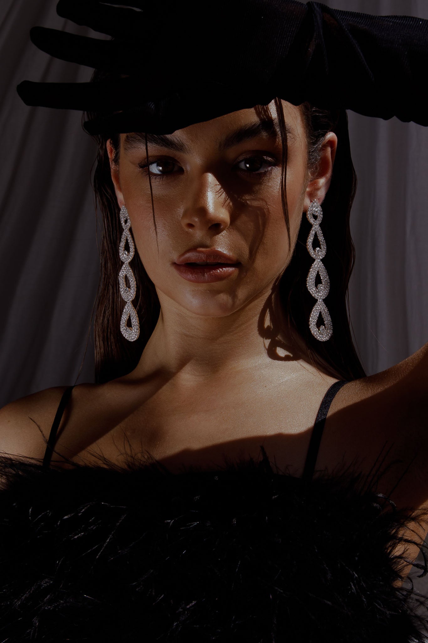 Druppelvormige Oorbellen Royale Diamante Zilver - Bellanza