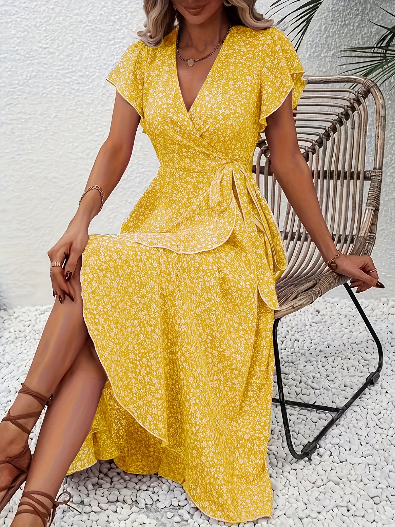 Estelle | Elegante Zomerjurk met Bloemenprint - bellanza