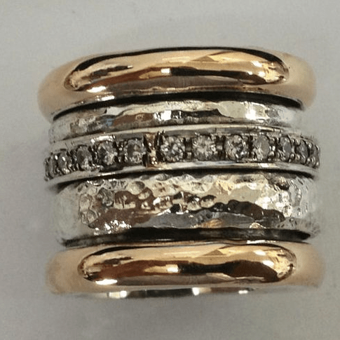 Gelaagde dikke gouden ring in vintage - stijl - bellanza