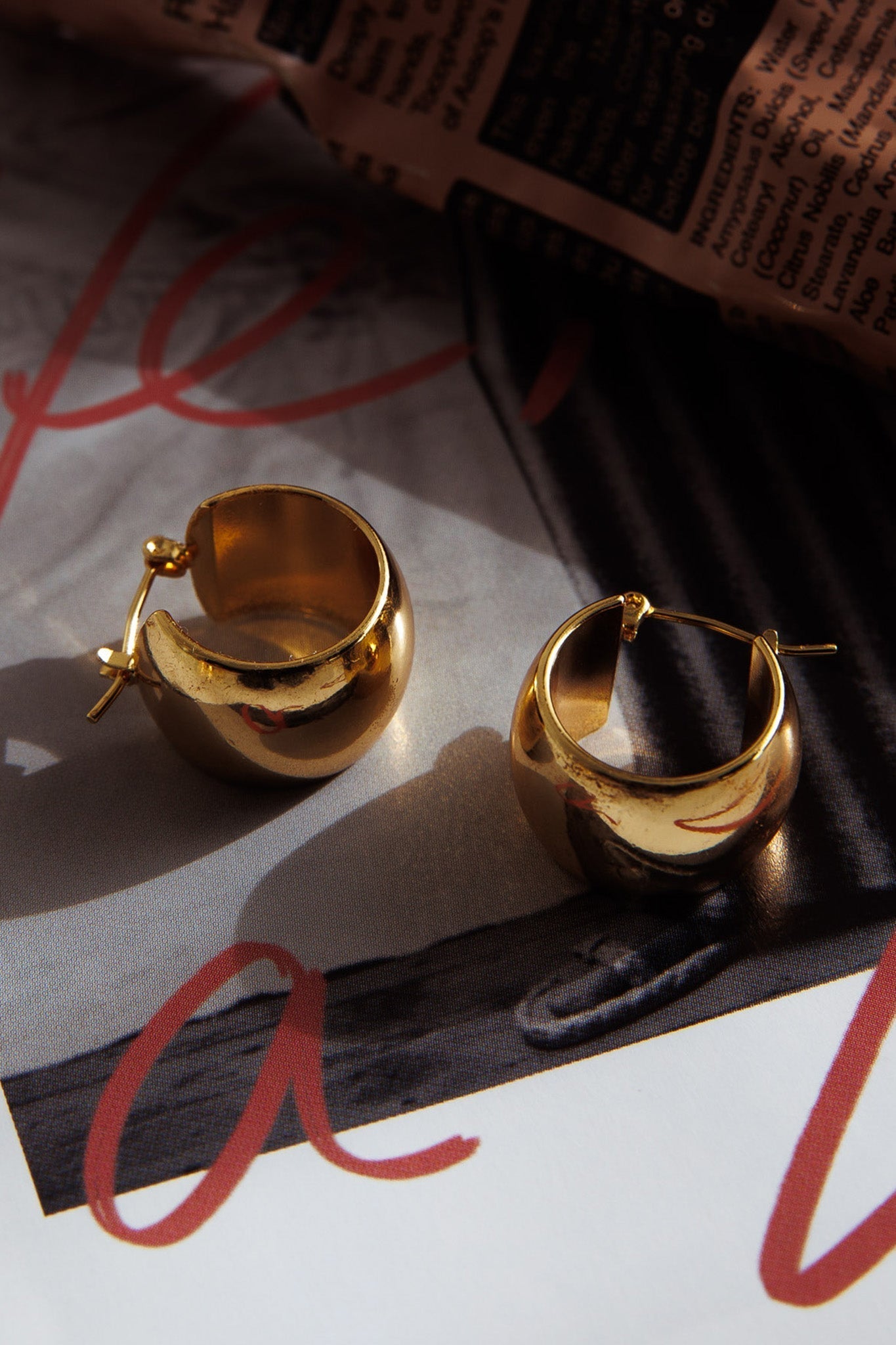 Grote gouden creolen Ami - Bellanza