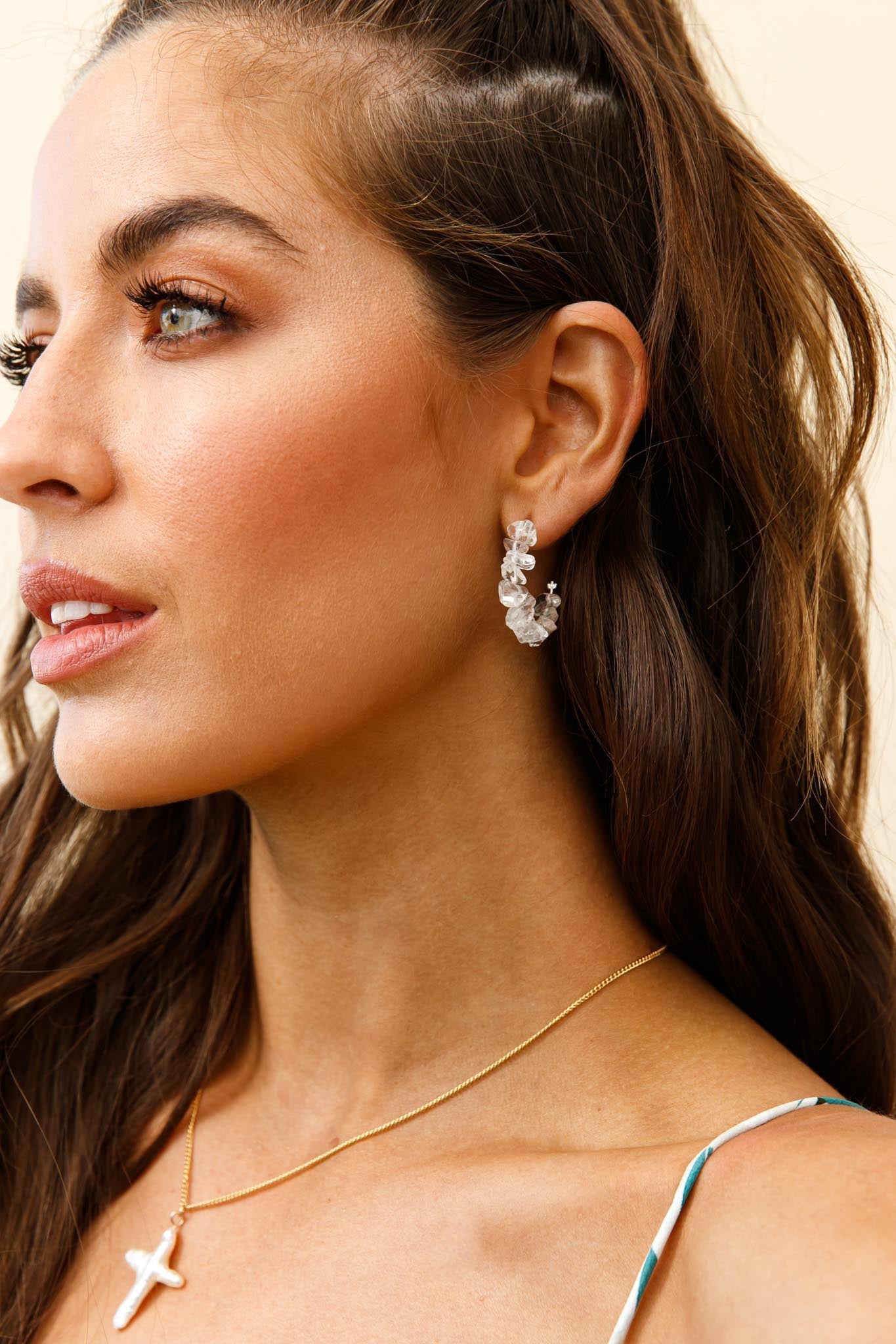 Jade oorbellen in ruwe steen Jasmine - Bellanza