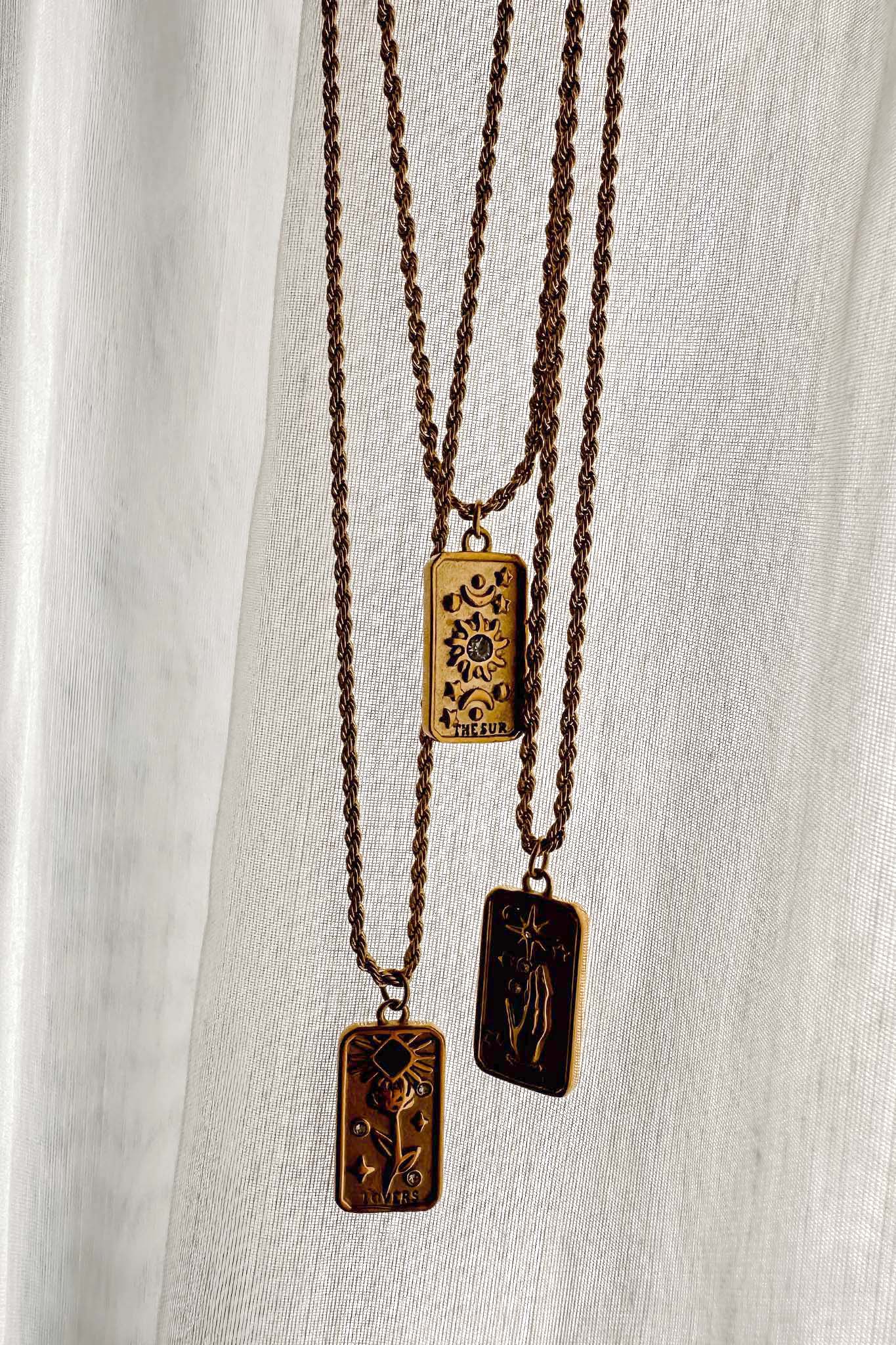 Ketting met Hanger van Goudkleurig Touw - Bellanza