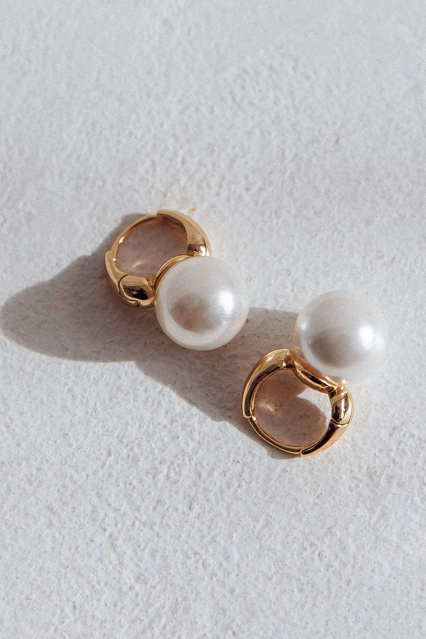 Taj Gouden Parels Dangle Oorbellen - Bellanza