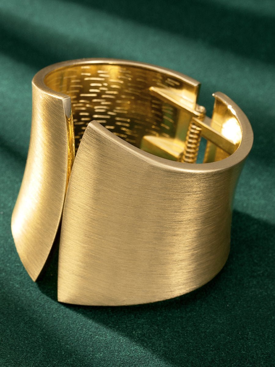 Vintage Symmetrische Open Geborstelde Brede Armband - Bellanza
