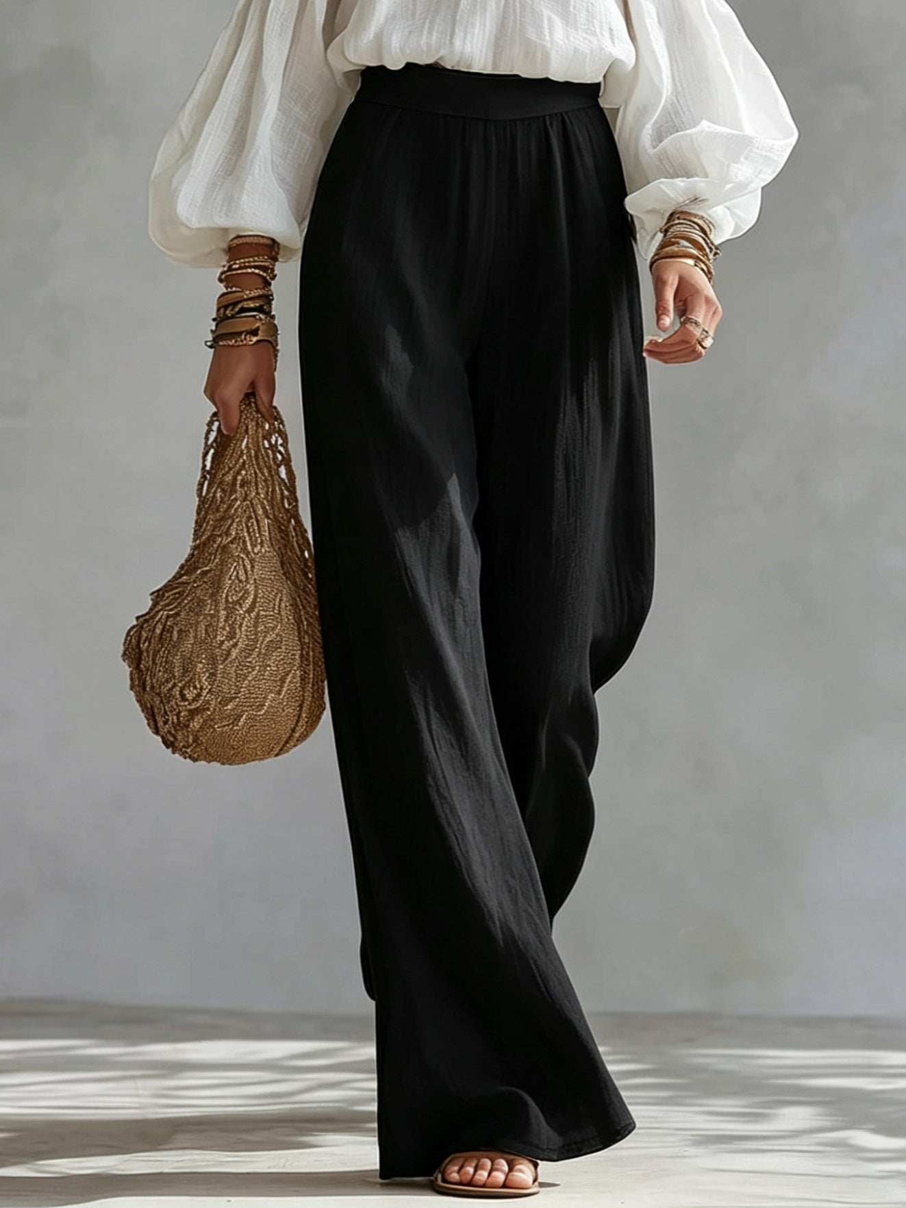 Witte Off-the-shoulder Tanktop en Zwarte Wijde Broek Suit - Bellanza