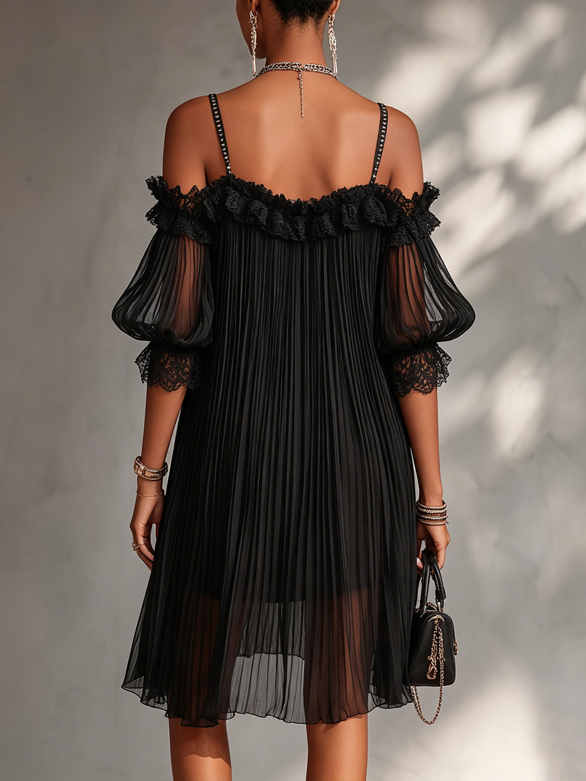 Skye™ | Off-Shoulder Chiffon Mini Jurk met Kantafwerking