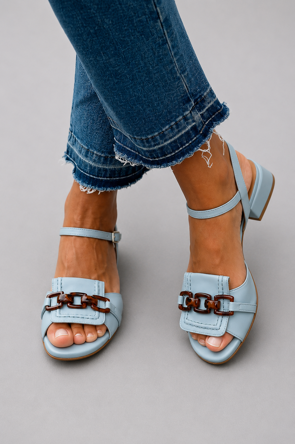 Toni – Kust Elegantie Sandalen