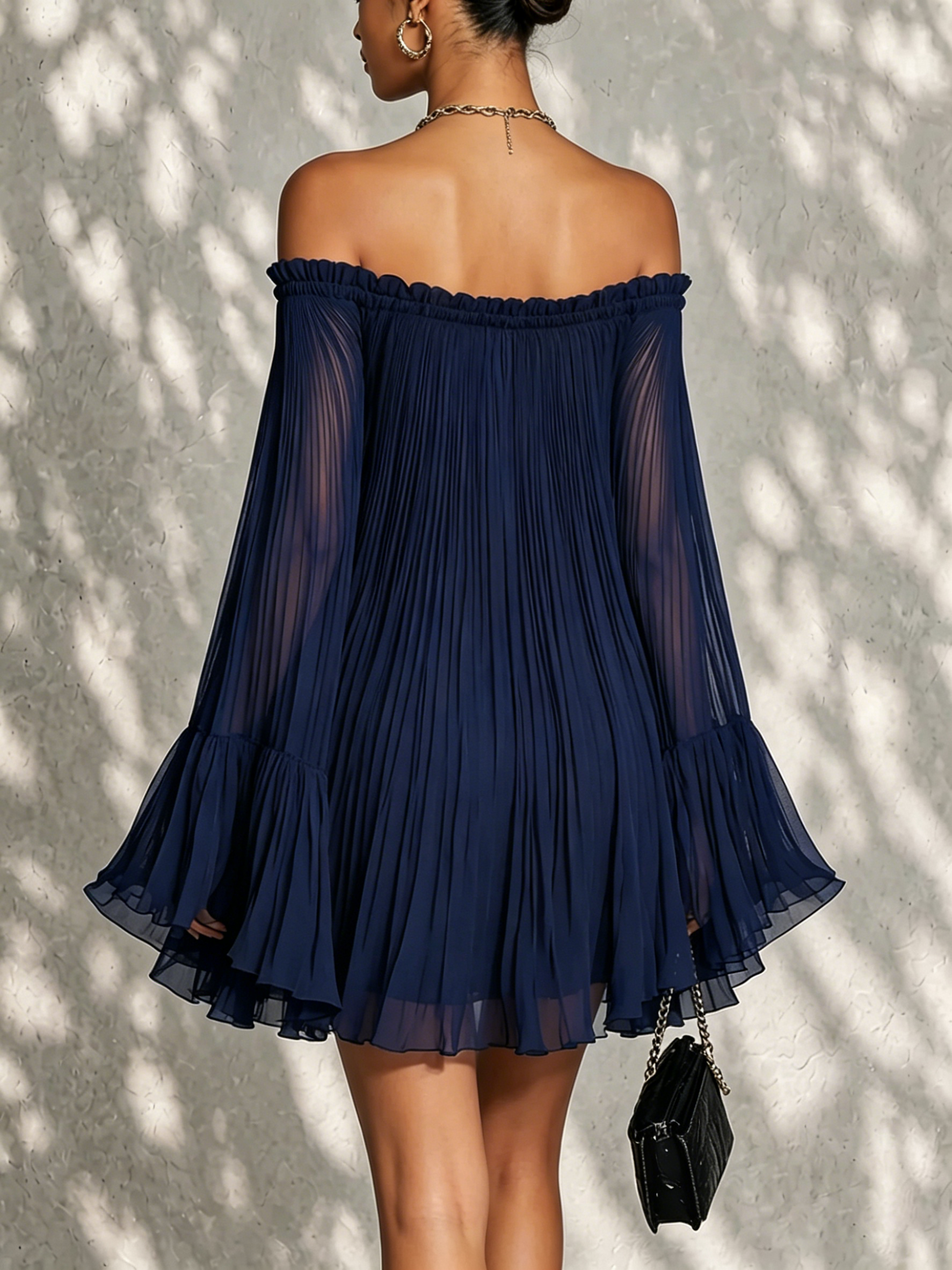 Lilou™ | Off-Shoulder Ruffled Bell Sleeve Mini Jurk