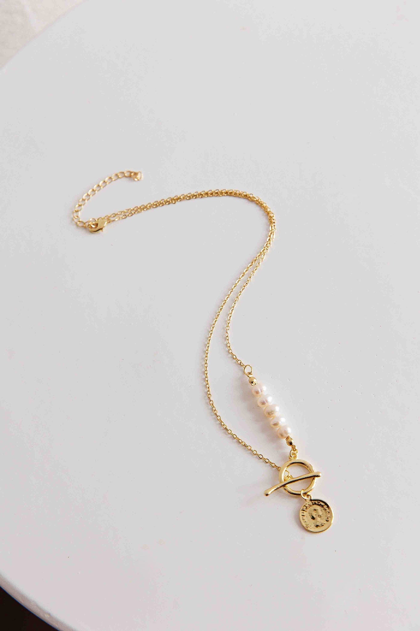 Collier Meliza met Parels en Gouden Onderdelen - Bellanza