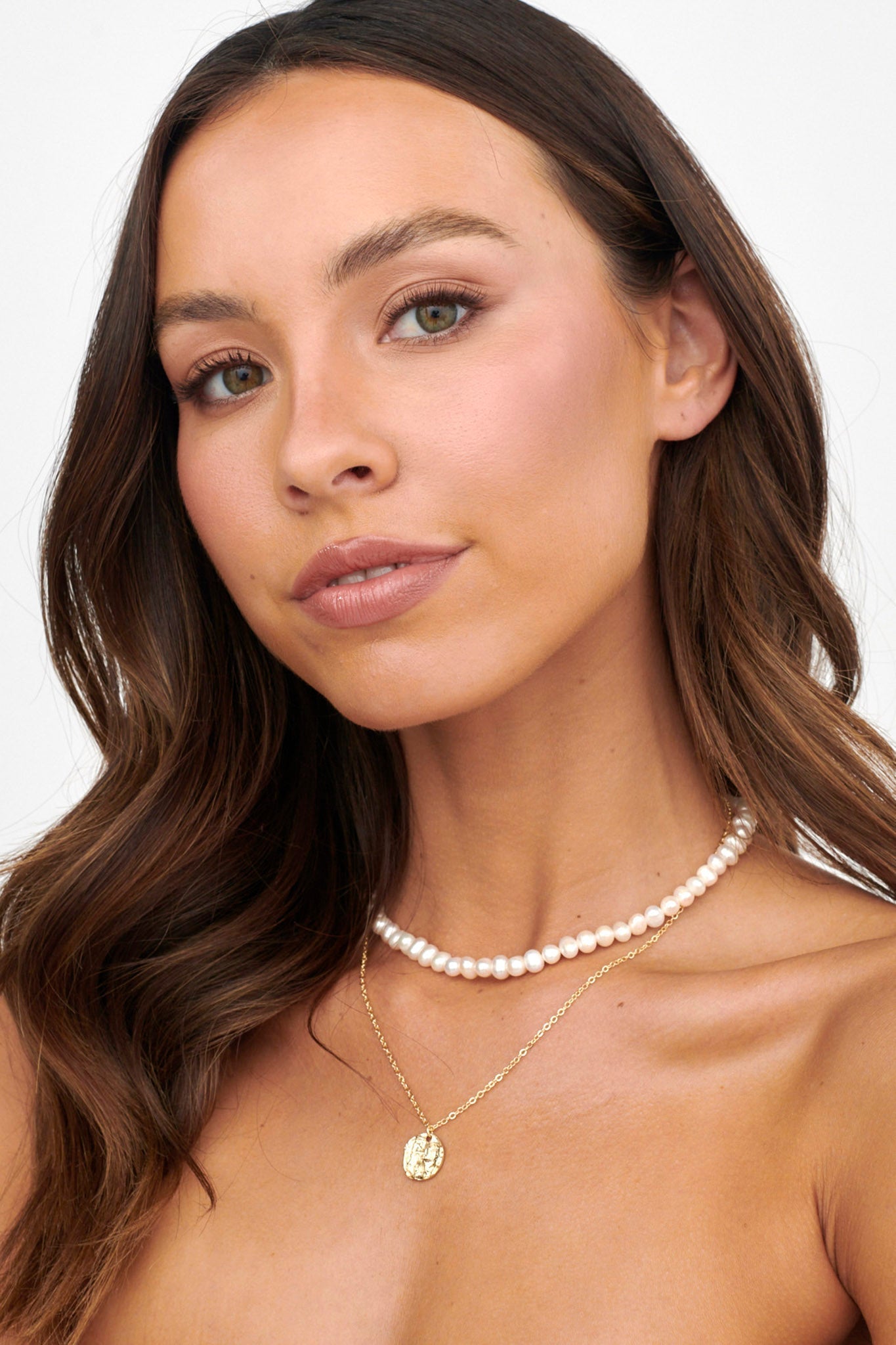 Collier Multi - Rangs en Perles et Pendentif Nikita Or - Bellanza