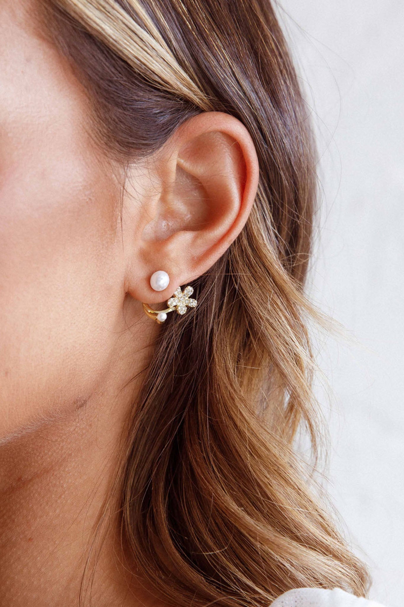 Dakota Pearl Gouden Oorbellen - Bellanza