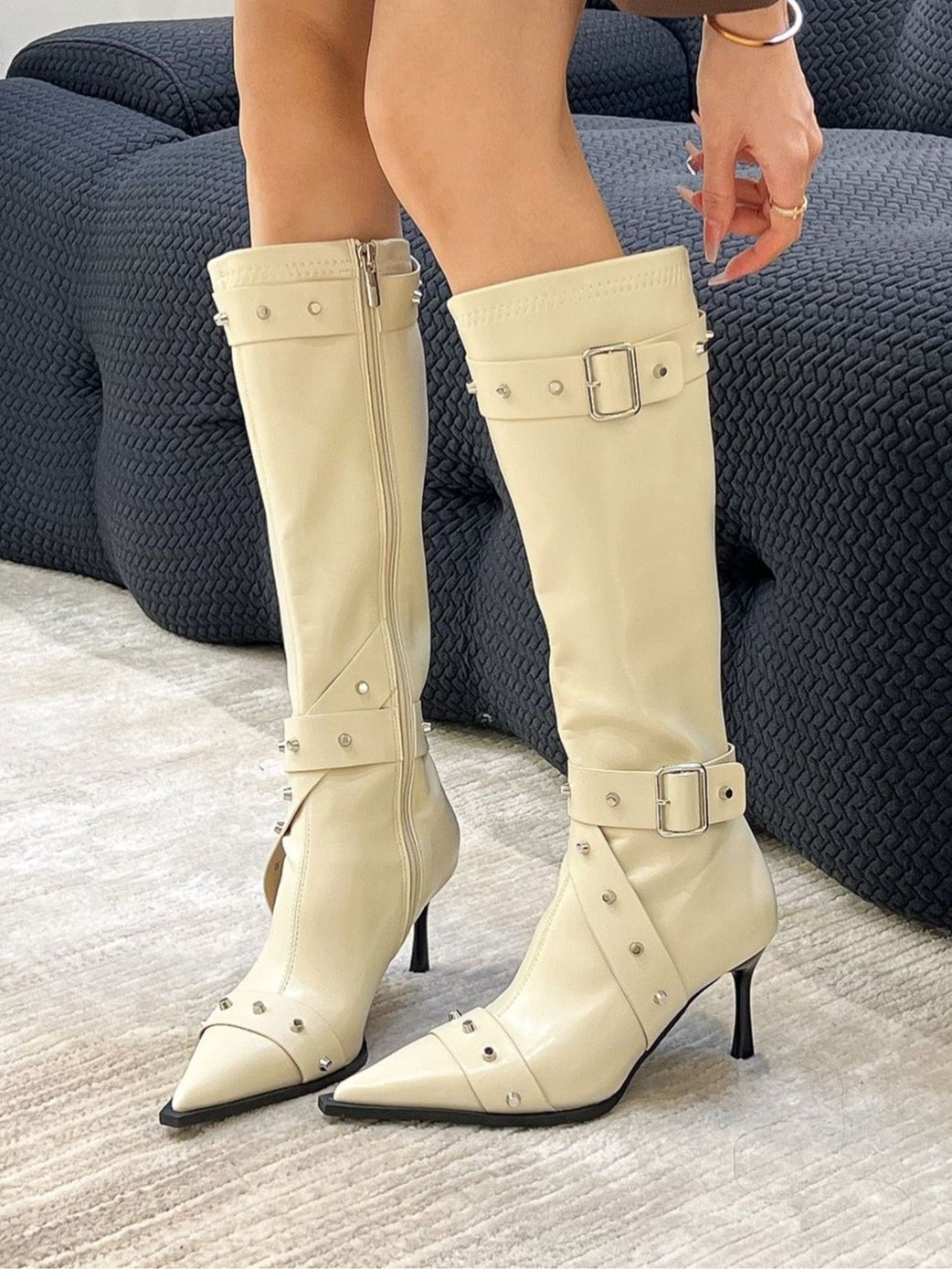 Dames pointed-toe studded hoge hakken mode laarzen - Bellanza