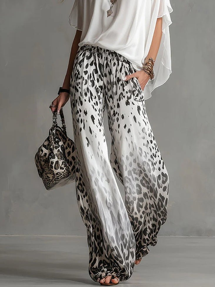 Flowy Witte T-shirt En Luipaardprint Chiffon Broek Set - Bellanza