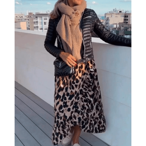 Lisandra | Elegante jurk met V - hals - bellanza