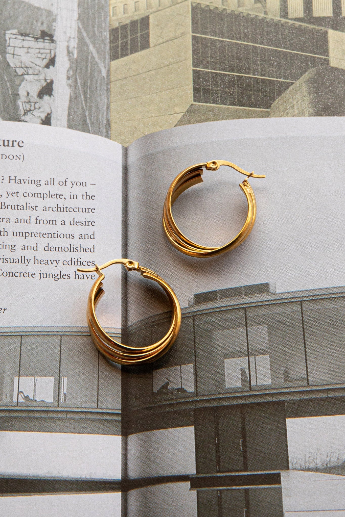 Oorbellen Mona Triple Ring Goud - Bellanza