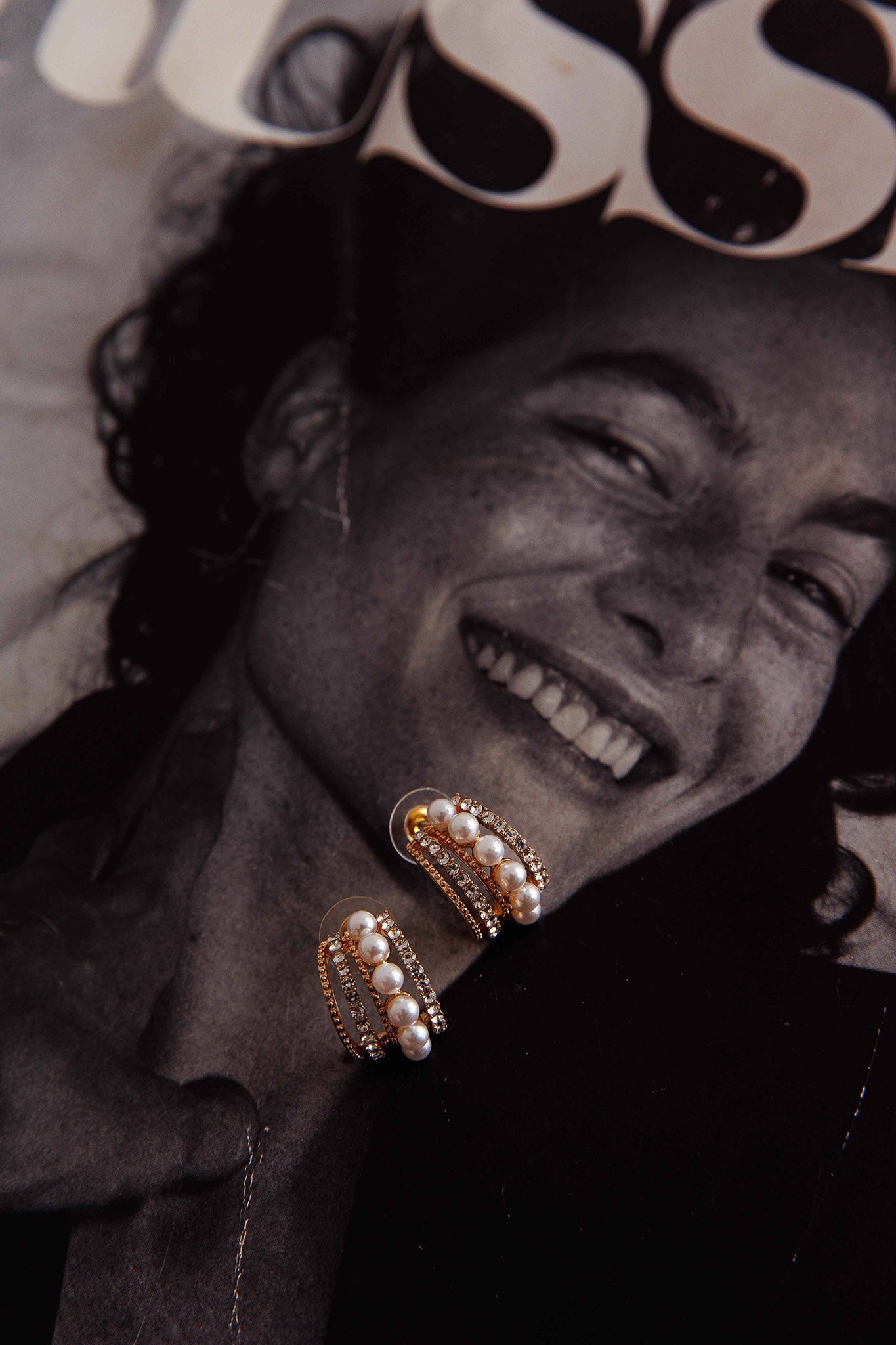 Oorbellen Odette met parels en diamanten in goud - Bellanza