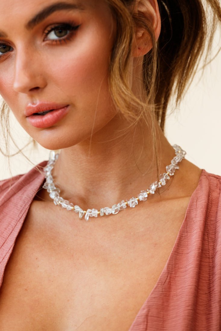 Tiffany - ketting in Transparant Barok en Gouden Parels - Bellanza