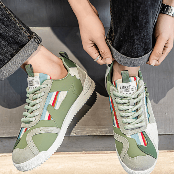UNIQ | Limited Edition Retro Sneakers - Bellanza